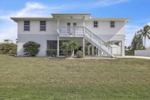 3900 Colony Ct, PUNTA GORDA