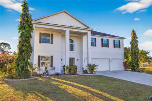 812 11TH COURT, CAPE CORAL, FL 33991 - MLS#MFRC7521148