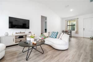 8031 SANDY CIR, LABELLE, FL 33935 - MLS#MFRC7521230