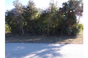 20019 ARNOLD AVENUE, PORT CHARLOTTE, FL 33954 - MLS#MFRC7521234