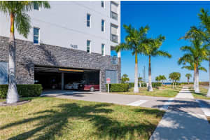 1425 PARK BEACH CIRCLE, PUNTA GORDA, FL 33950 - MLS#MFRC7521396