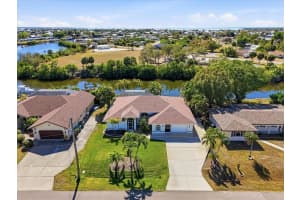 145 Francis Dr Ne, PORT CHARLOTTE