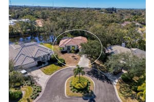 4900 OLD OAKLEAF DRIVE, SARASOTA, FL 34233 Sold 04/09/26
