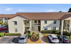 9270 LAKE PARK DRIVE, FORT MYERS, FL 33919 - MLS#MFRC7521507