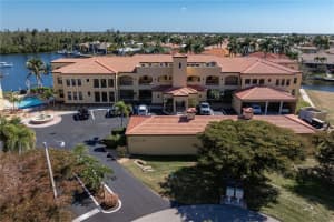 3334 Purple Martin Dr #215, PUNTA GORDA