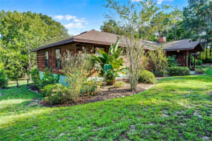 4703 MEADOWLAND DRIVE, MOUNT DORA, FL 32757 - MLS#MFRC7521785