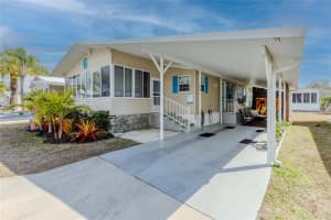 2100 KINGS HIGHWAY, PORT CHARLOTTE, FL 33980 Sold 04/03/26