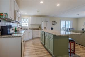 2100 KINGS HIGHWAY, PORT CHARLOTTE, FL 33980 Sold 04/03/26