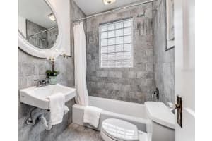 1444 Wolfe St Jacksonville, FL 32205 - Off Market