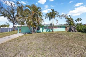 1824 Rhoades Ter, SARASOTA