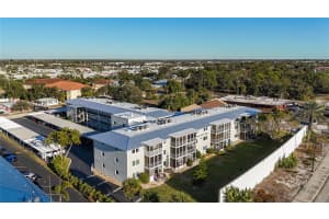 649 TAMIAMI TRAIL, VENICE, FL 34285 - MLS#MFRC7522209