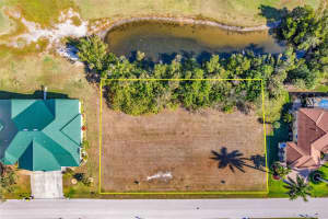 2316 PADRE ISLAND DRIVE, PUNTA GORDA, FL 33950 - MLS#MFRC7522247