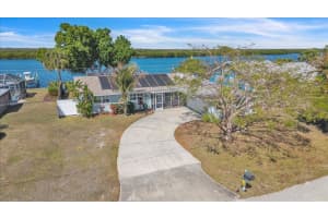 2045 River Basin Ter, PUNTA GORDA