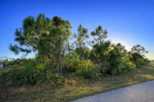 12121 SNOW BIRD AVENUE, PORT CHARLOTTE, FL 33981 - MLS#MFRC7522343