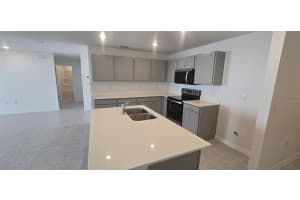 184 ATHABASCA DRIVE, POINCIANA, FL 34759 - MLS#MFRC7522396