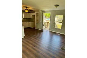 3123 Crystal Hills Dr, LAKELAND