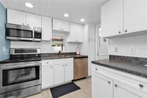 3215 PARK DRIVE, PUNTA GORDA, FL 33982 - MLS#MFRC7522626