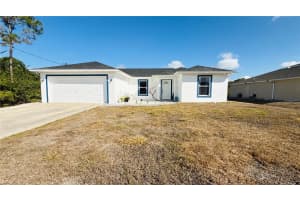2616 27th St W, LEHIGH ACRES