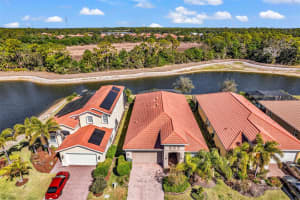 11542 BLACKFIN STREET, VENICE, FL 34292 - MLS#MFRC7522848