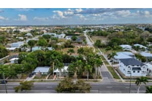521 OLYMPIA AVENUE, PUNTA GORDA, FL 33950 - MLS#MFRC7522980