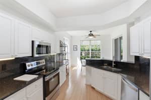 15153 OXFORD COVE, FORT MYERS, FL 33919 - MLS#MFRC7523220