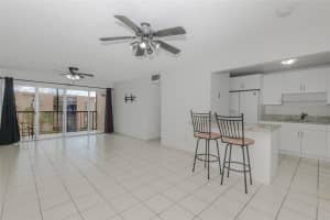 9150 FONTAINEBLEAU BLVD, MIAMI, FL 33174 - MLS#MFRC7523270