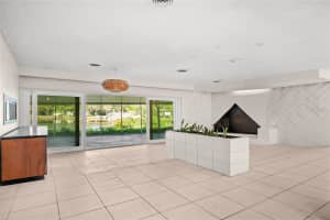 801 PINELLAS POINT DRIVE, ST PETERSBURG, FL 33705 - MLS#MFRC7523392