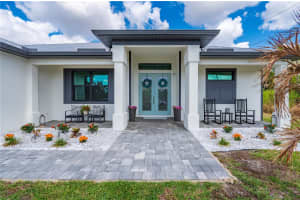 4301 SOUTH ROAD, NORTH FORT MYERS, FL 33917 - MLS#MFRC7523401