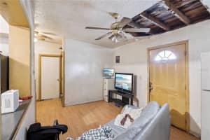 605 DANVERS STREET, EUSTIS, FL 32726 - MLS#MFRC7523425