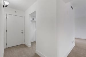 2366 MALL DRIVE, FORT MYERS, FL 33901 - MLS#MFRC7523482