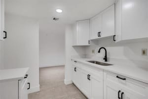 2366 MALL DRIVE, FORT MYERS, FL 33901 - MLS#MFRC7523482