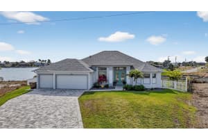 230 18TH STREET, CAPE CORAL, FL 33909 - MLS#MFRC7523560