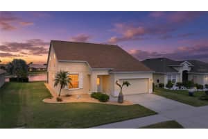 5221 LAYTON DRIVE, VENICE, FL 34293 - MLS#MFRC7523575