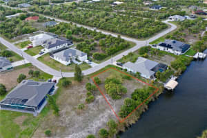 14702 LILLIAN CIRCLE, PORT CHARLOTTE, FL 33981 - MLS#MFRC7523610