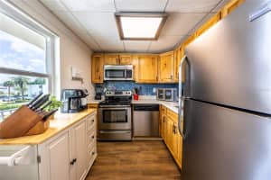 6220 AUGUSTA DRIVE, FORT MYERS, FL 33907 - MLS#MFRC7523728