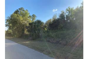 4 / 5 PILGRIM, NORTH PORT, FL 34288 - MLS#MFRC7523752