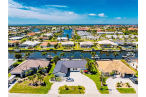 391 VIA ESPLANADE, PUNTA GORDA, FL 33950 - MLS#MFRC7523761