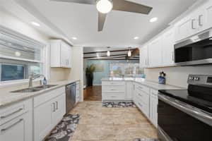 554 PARKWOOD AVENUE, NORTH PORT, FL 34287 - MLS#MFRC7523838