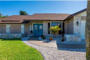 46 BUNKER COURT, ROTONDA WEST, FL 33947 Sold 04/20/26