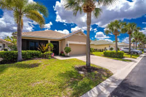 17839 COURTSIDE LANDINGS CIRCLE, PUNTA GORDA, FL 33955 - MLS#MFRC7523998