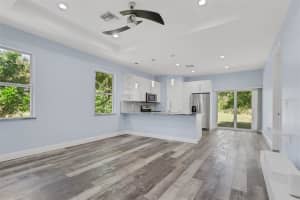 2977 4TH AVENUE, NAPLES, FL 34117 - MLS#MFRC7524156