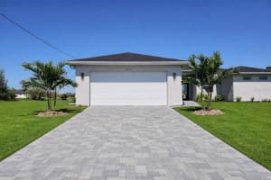 2014 21ST AVENUE, CAPE CORAL, FL 33993 - MLS#MFRC7524232