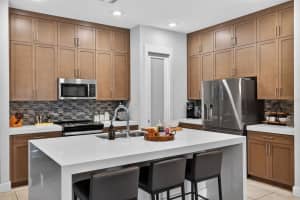 12251 MCGREGOR BOULEVARD, FORT MYERS, FL 33919 - MLS#MFRC7524305