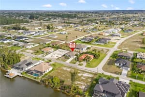 3306 21ST TERRACE, CAPE CORAL, FL 33993 - MLS#MFRC7524321