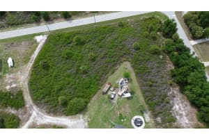 2065 CHAPLIN DRIVE, PUNTA GORDA, FL 33983 - MLS#MFRC7524354