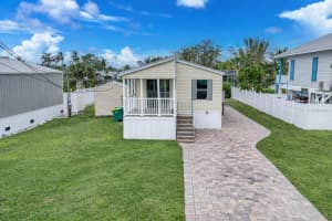 3018 BAYBERRY AVENUE, PUNTA GORDA, FL 33950 - MLS#MFRC7524395