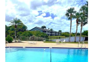 2724 HIDDEN LAKE BOULEVARD, SARASOTA, FL 34237 - MLS#MFRC7524602