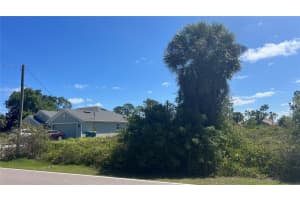 74 MACARTHUR DRIVE, PORT CHARLOTTE, FL 33954 - MLS#MFRC7524645
