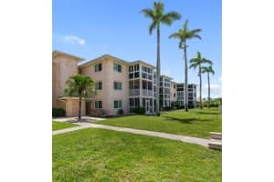 200 The Esplanade N #b10, VENICE