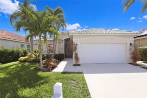 11198 LAKELAND CIRCLE, FORT MYERS, FL 33913 - MLS#MFRC7524708